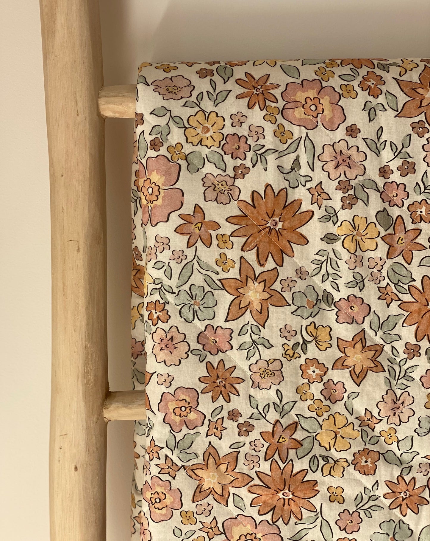 Hazel Waterproof Reversible Mat Vanilla - Classic